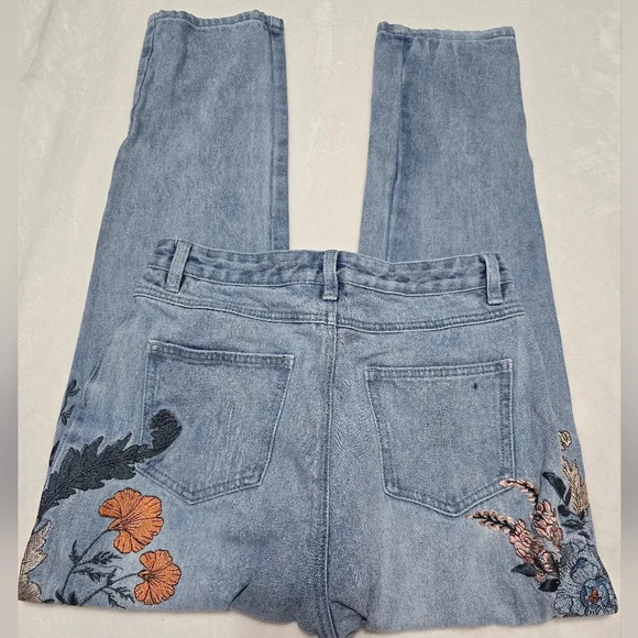 MINKPINK MP|D Wildflower Scando Jeans, Floral Embroidered, Straight Leg, EUC! - Picture 5 of 15